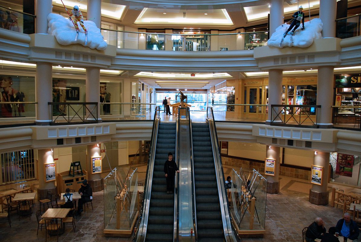 13A Banff Cascade Plaza Inside In Winter